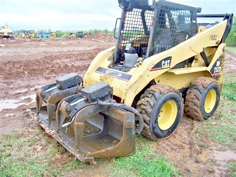 cat 262b skid steer tires|caterpillar 262b specs.